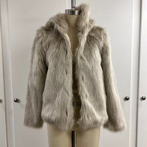 NWOT Women's Cream Hooded Faux Fur Coat - Size 6
